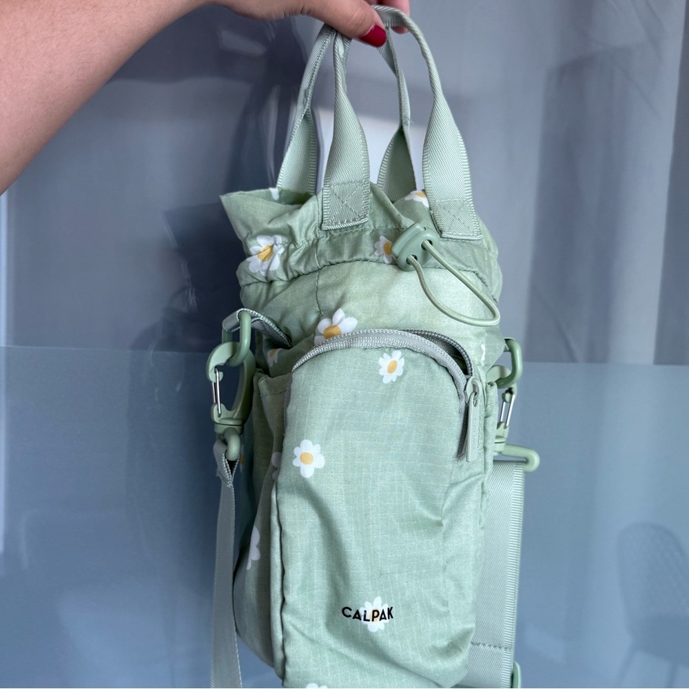 Calpak Water Bottle Holder in Daisy